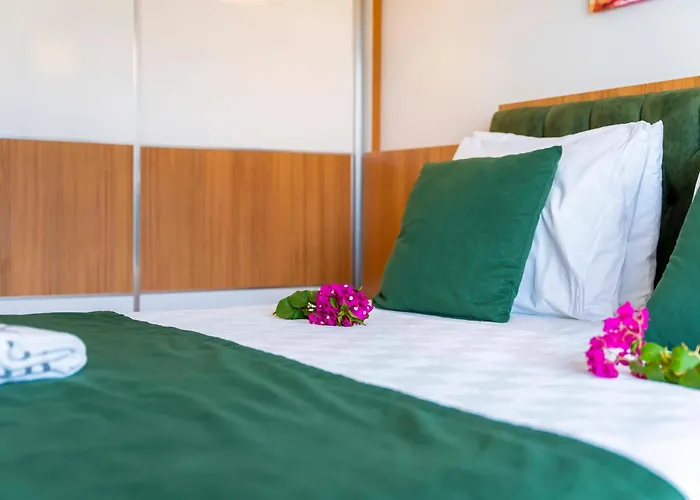 Mogons Exclusive Kalkan